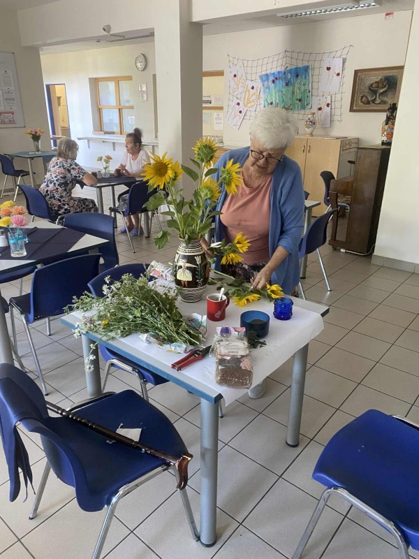 02729c6a-9984-49c3-bd9e-38aec355fcd8.jpg, 138kB