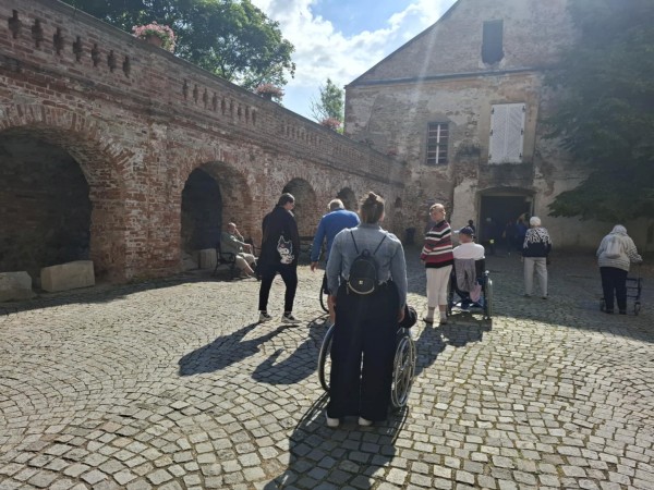 5af89ed3-60bb-4d33-b578-ea8294c1b2bf.jpeg, 94kB