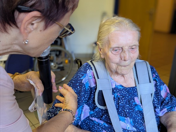 PXL_20250819_121701277.PORTRAIT.jpg, 72kB